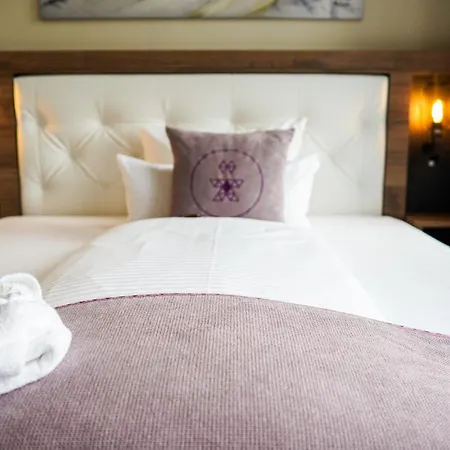 Kehrs - Auf Dem Petersberg 4*